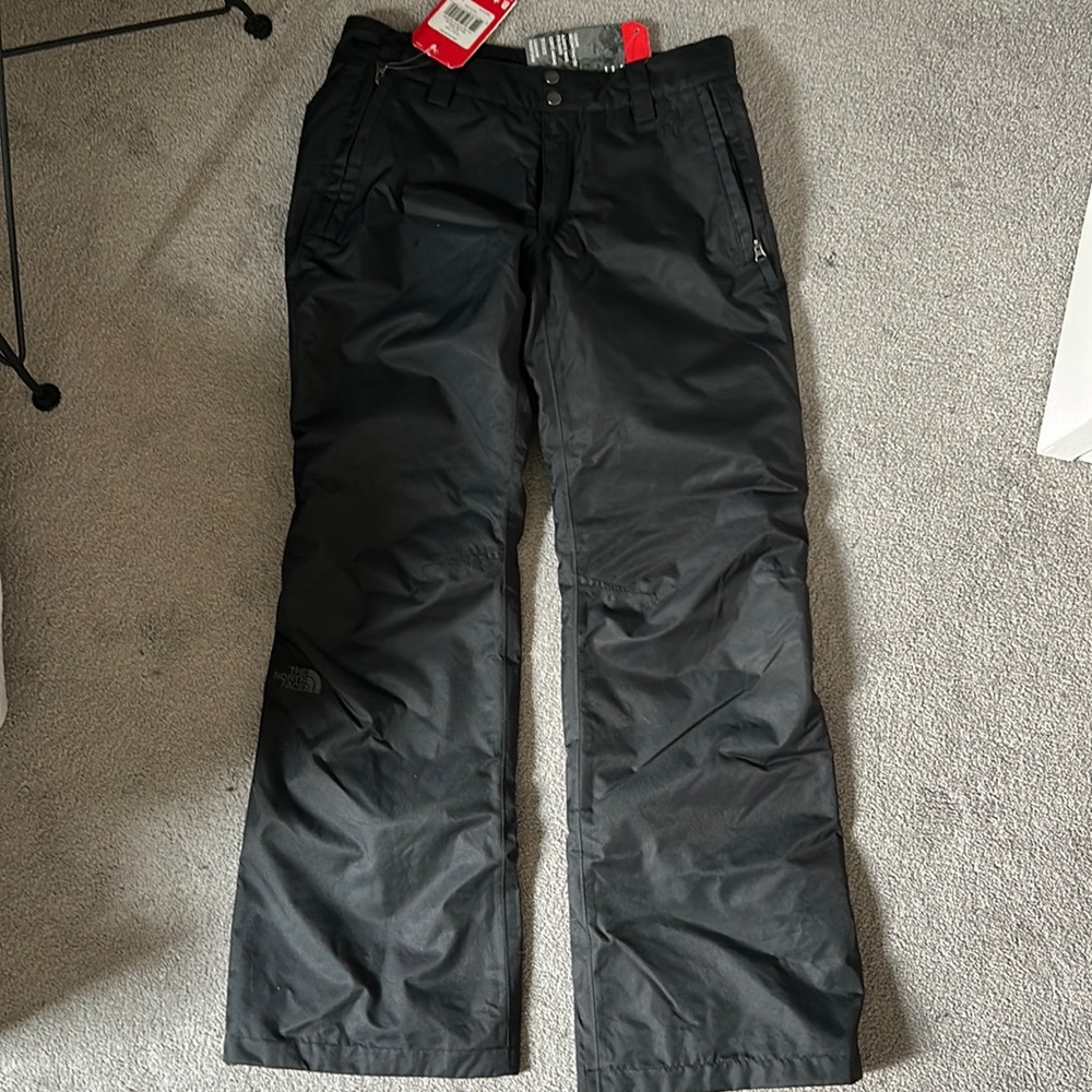 NorthFace women’s snow pant, never worn